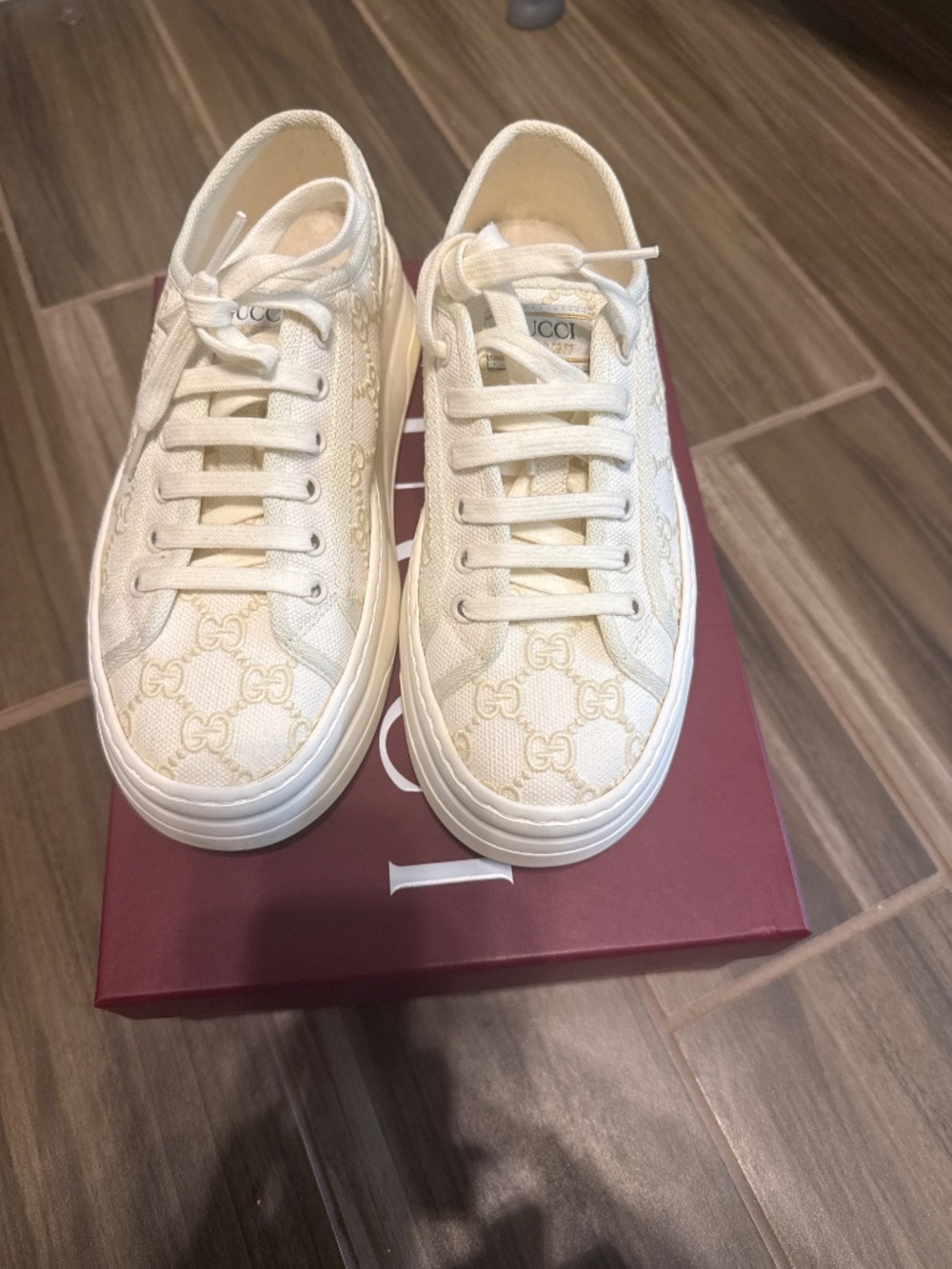 Gucci Wmns Tennis 1977 Low Great White (2023) - Picture 3 of 4